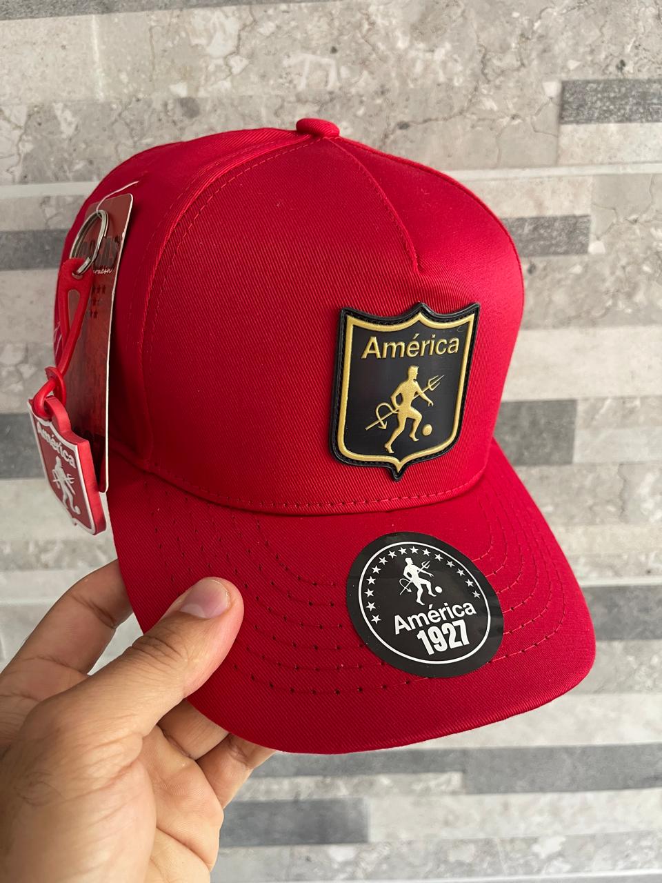 GORRA OFICIALAMERICA DE CALI + LLAVERO